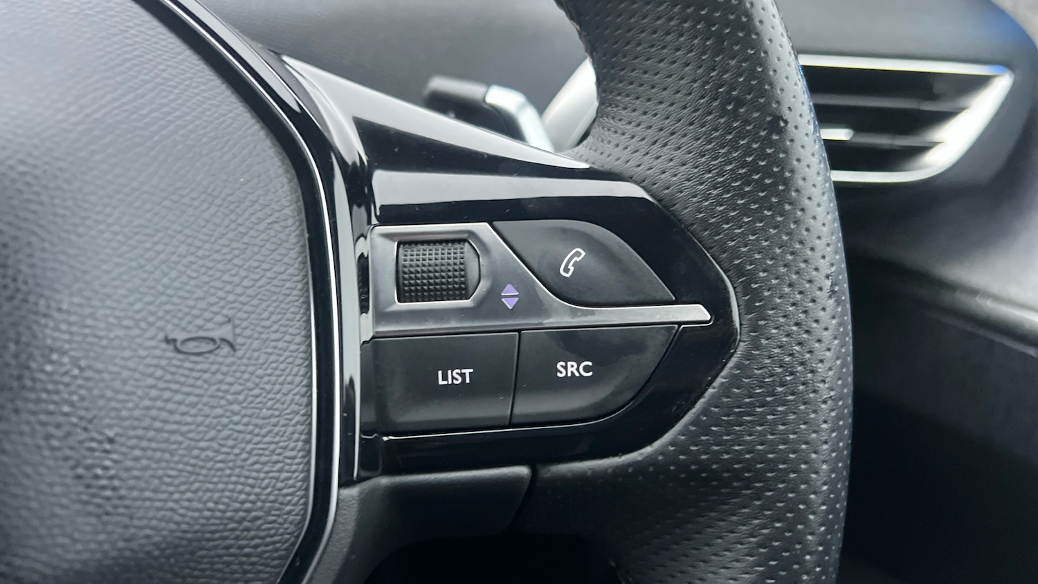 Used Peugeot 3008 2024 for sale - 76307975: Photo 24