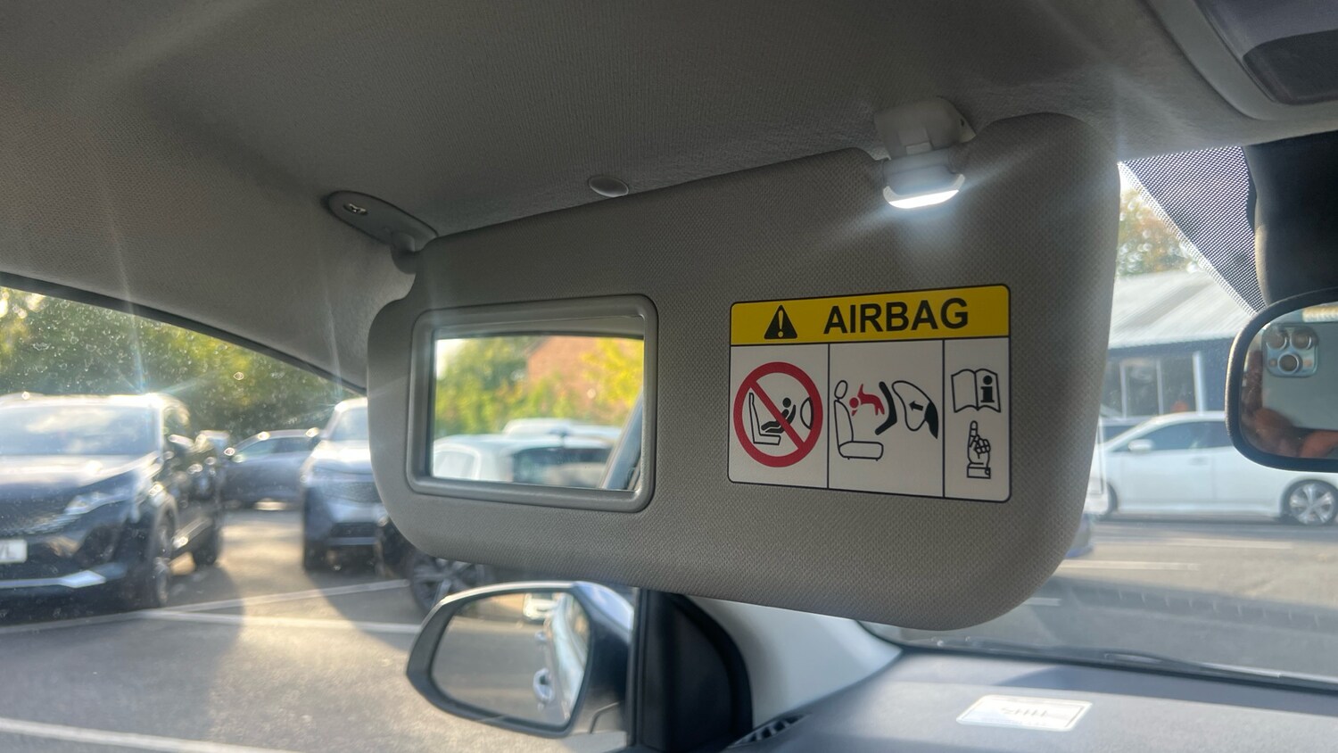 Used Hyundai i10 2023 for sale - 75929312: Photo 32