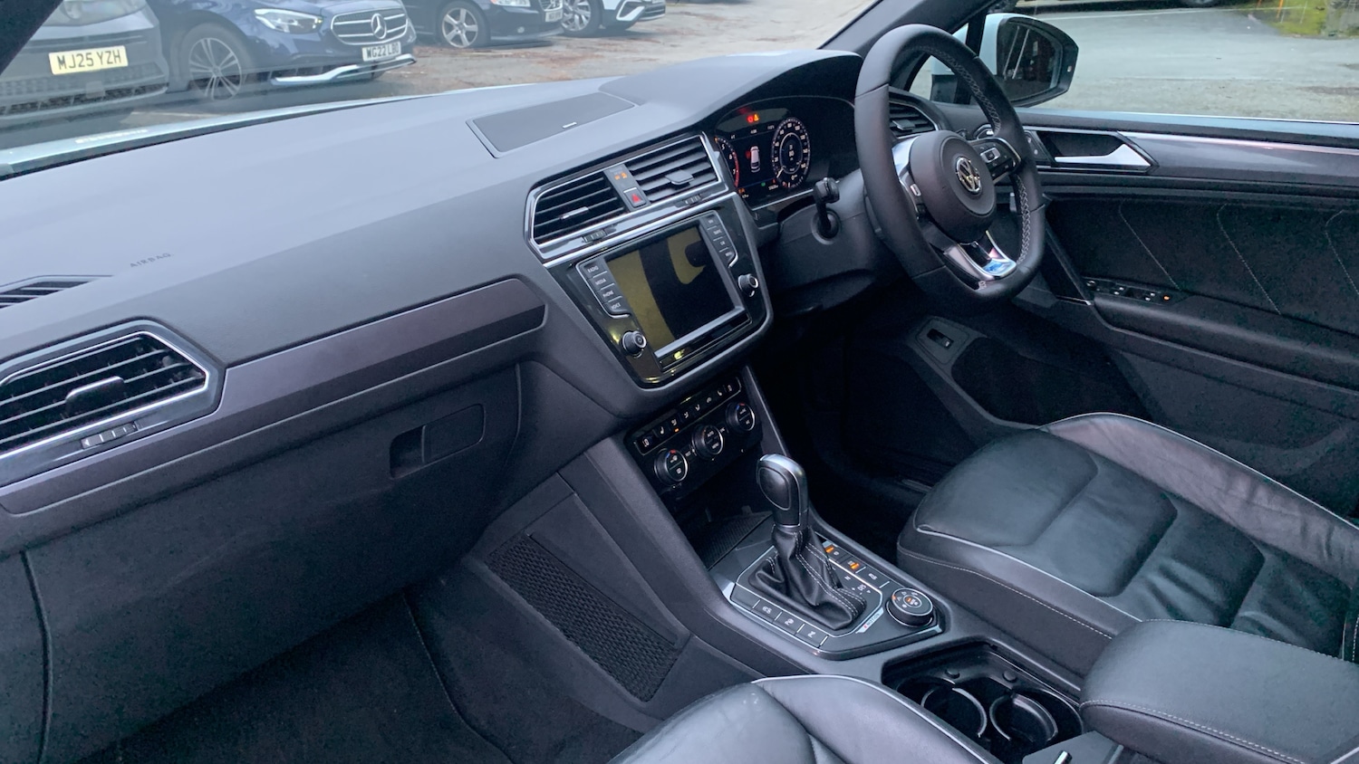 Used Volkswagen Tiguan 2016 for sale - 77684994: Photo 12