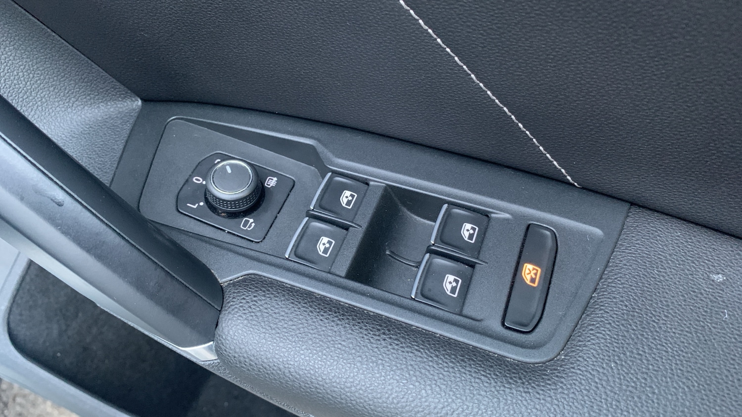 Used Volkswagen Tiguan 2016 for sale - 77684994: Photo 22