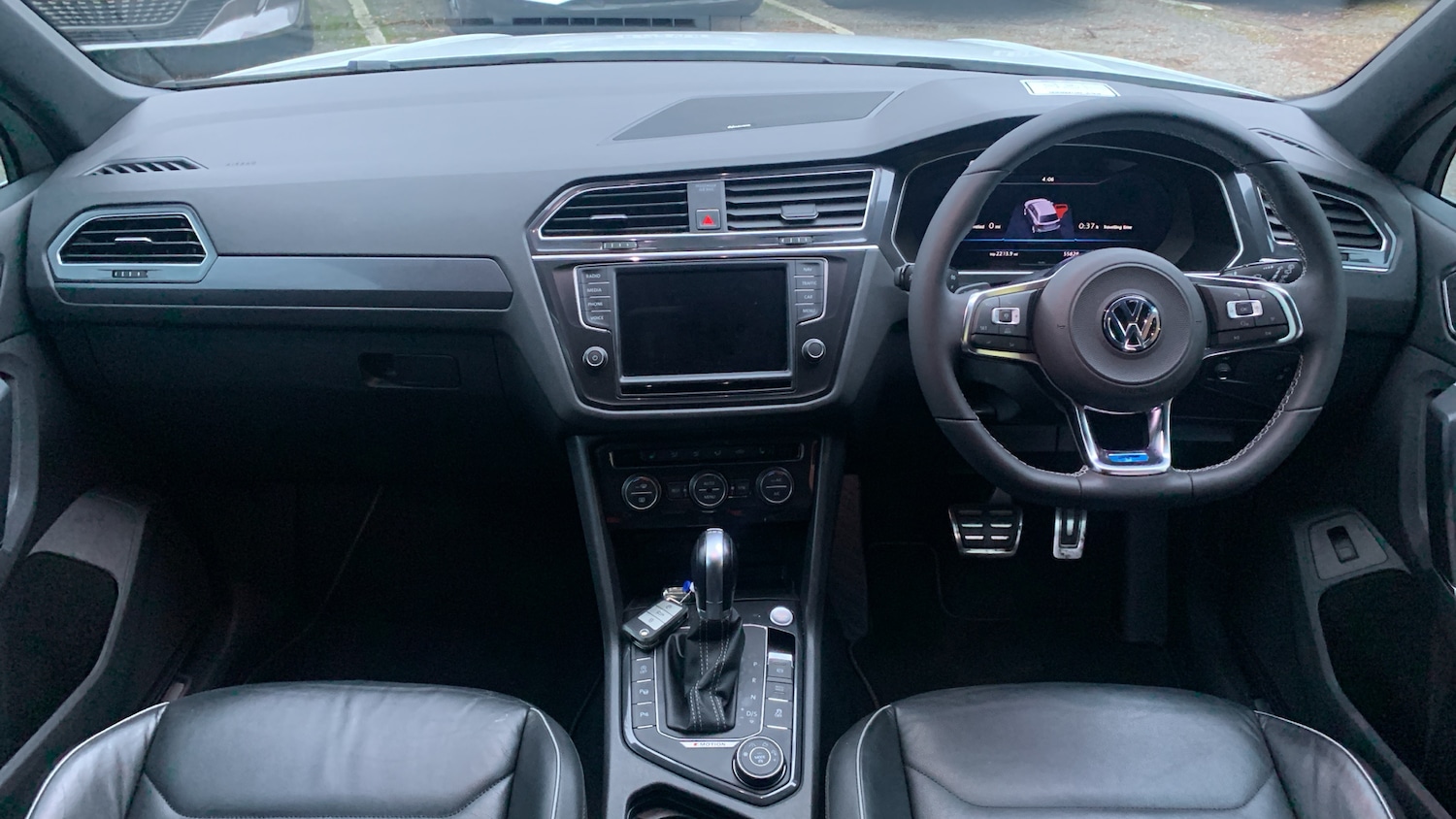 Used Volkswagen Tiguan 2016 for sale - 77684994: Photo 4