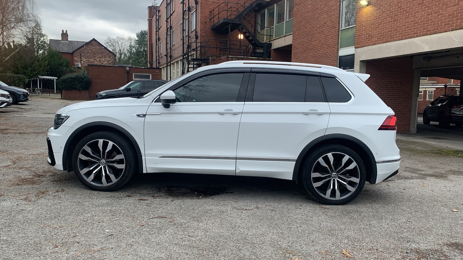 Used Volkswagen Tiguan 2016 for sale - 77684994: Photo 6