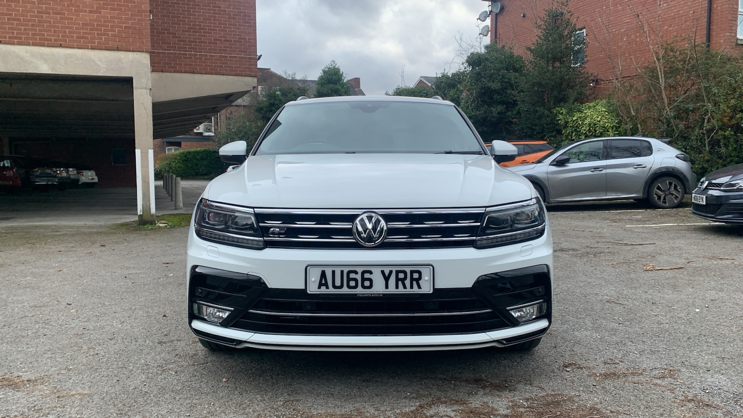 Used Volkswagen Tiguan 2016 for sale - 77684994: Photo 8