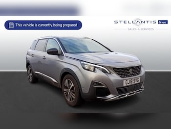 Used Peugeot 5008 2018 for sale - 76927481: Photo