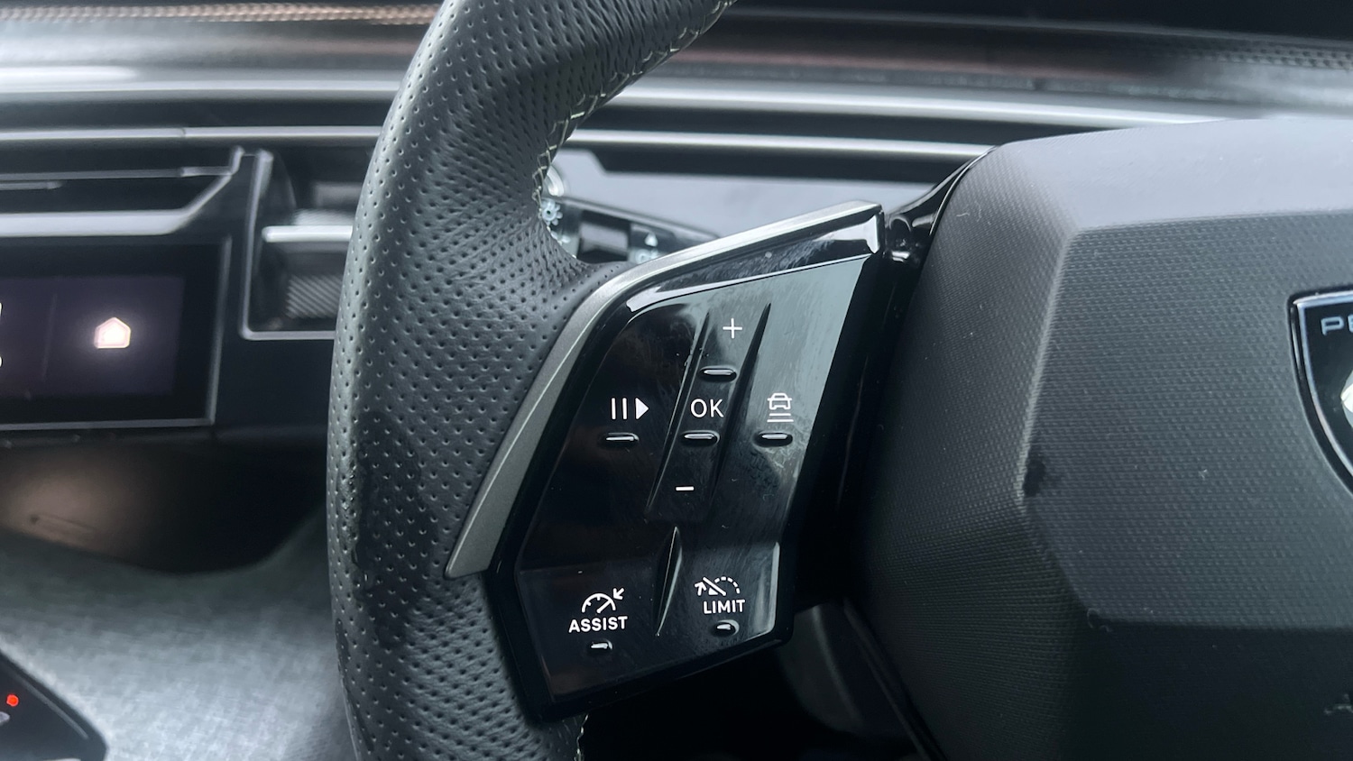 Used Peugeot 3008 2025 for sale - 76840380: Photo 23