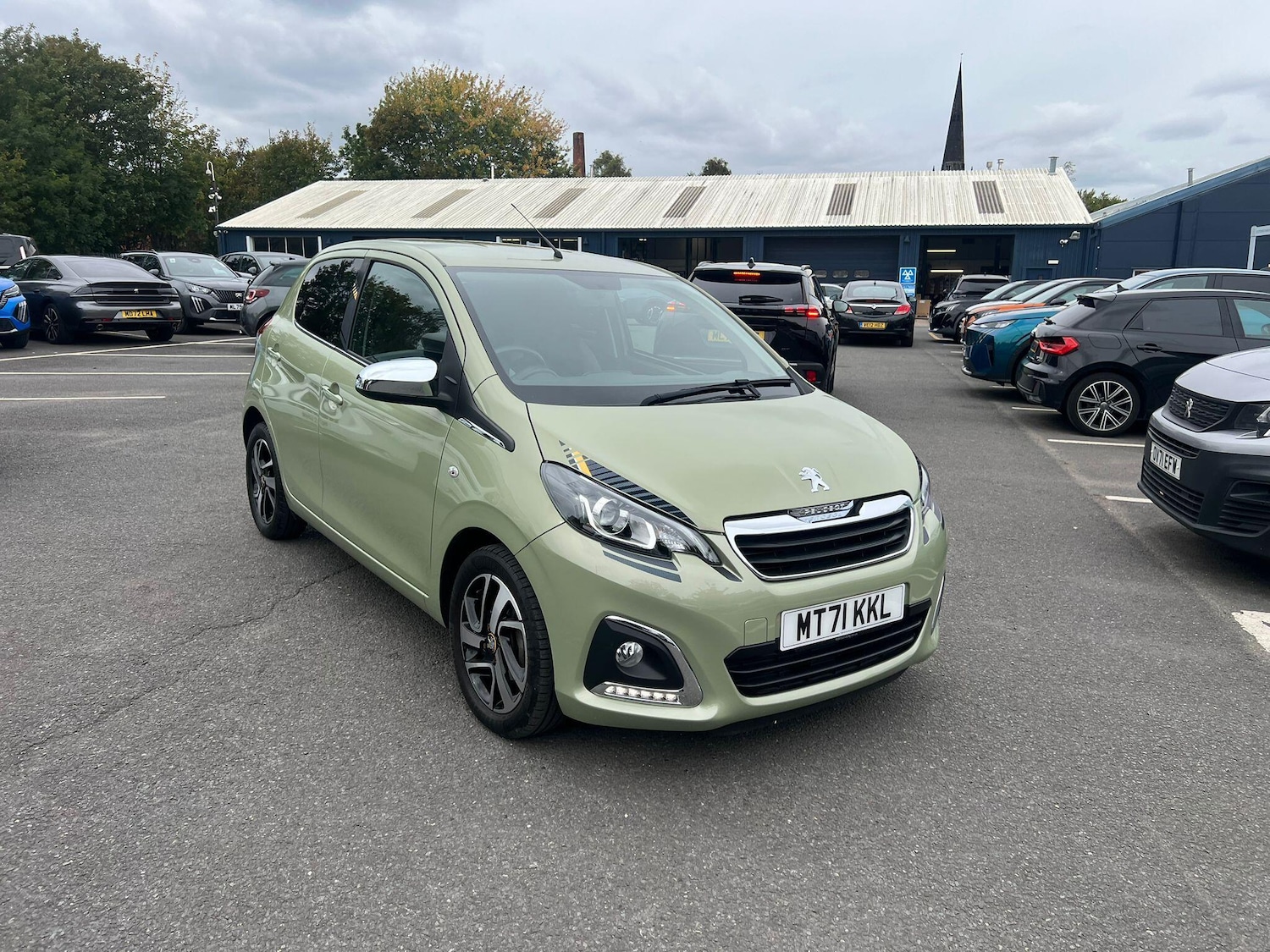 Used Peugeot 108 2021 for sale - 76110255: Photo 2
