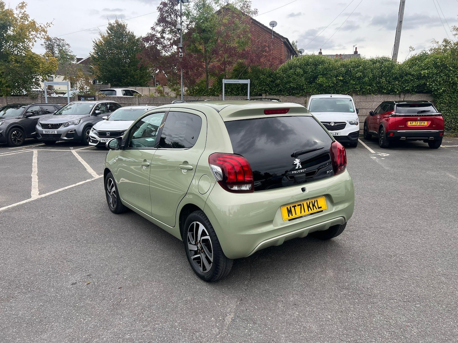 Used Peugeot 108 2021 for sale - 76110255: Photo 3