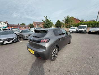 Used Peugeot 208 2023 for sale - 78977392: Photo