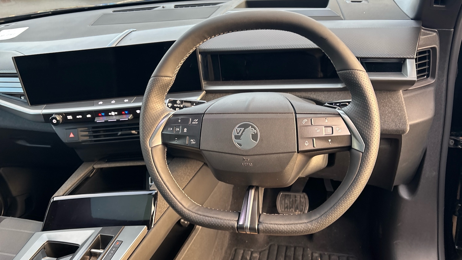 Used Vauxhall Grandland 2024 for sale - 76927474: Photo 11