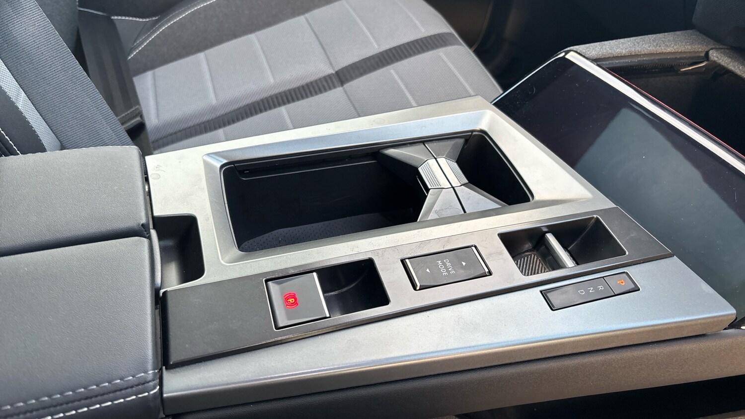 Used Vauxhall Grandland 2024 for sale - 76927474: Photo 22