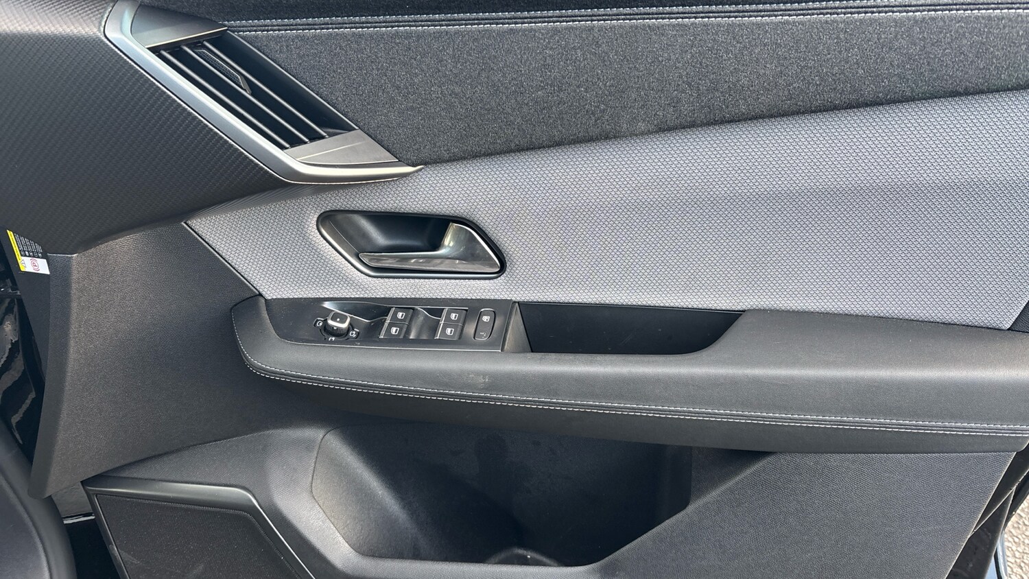 Used Vauxhall Grandland 2024 for sale - 76927474: Photo 23