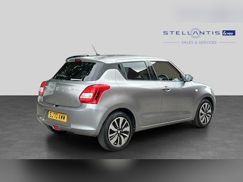 Used Suzuki Swift 2020 for sale - 79280676: Photo