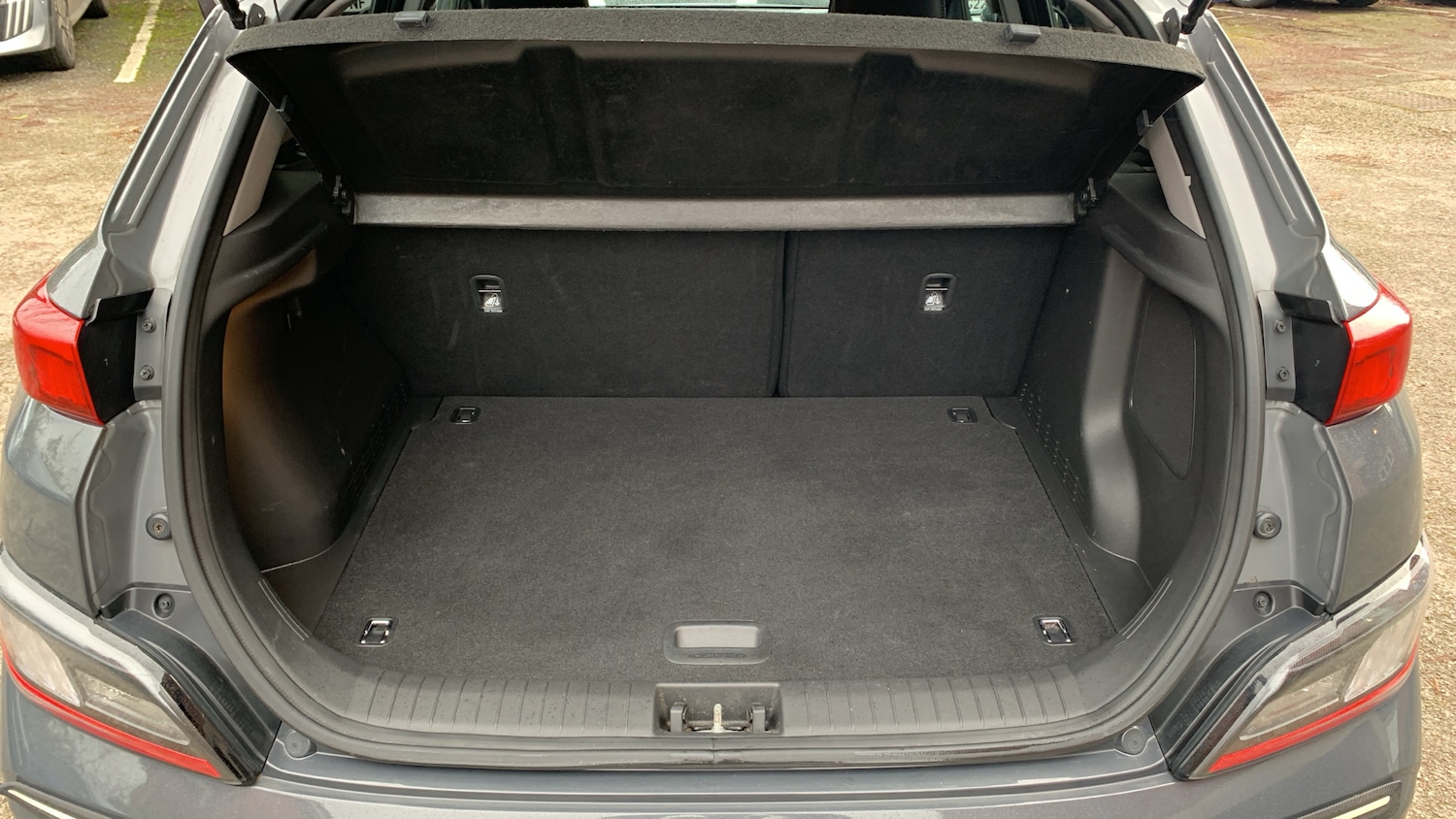 Used Hyundai KONA 2023 for sale - 77587833: Photo 19