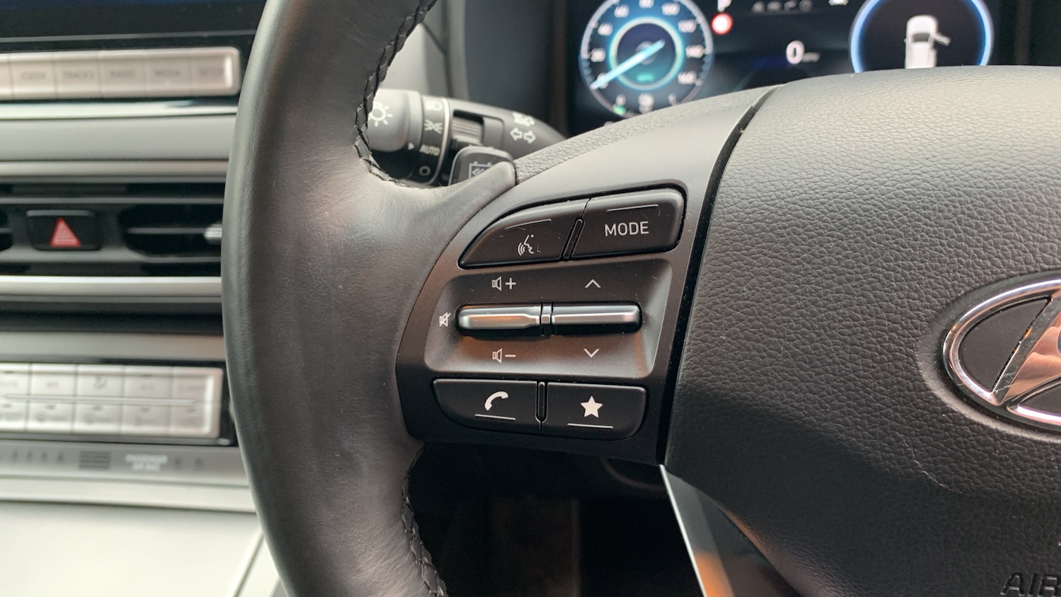 Used Hyundai KONA 2023 for sale - 77587833: Photo 23