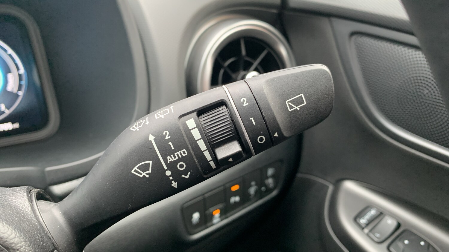 Used Hyundai KONA 2023 for sale - 77587833: Photo 28