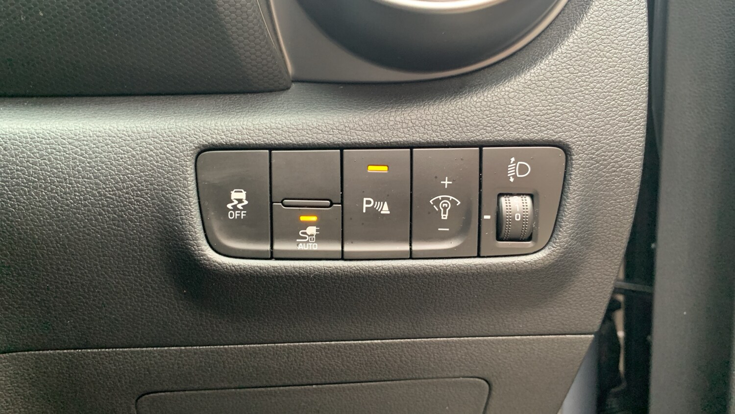 Used Hyundai KONA 2023 for sale - 77587833: Photo 33