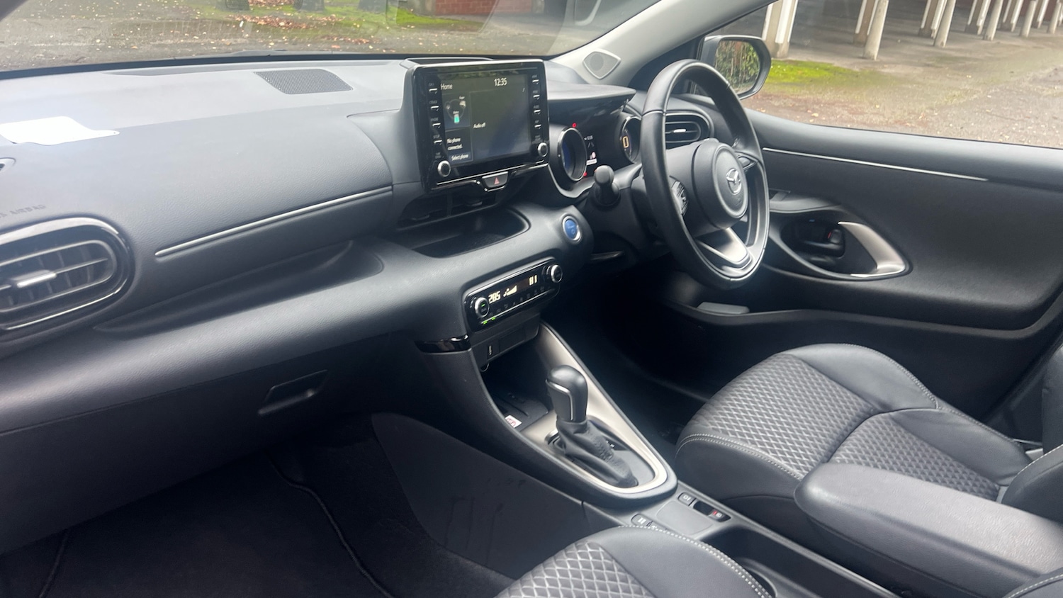 Used Mazda Mazda2 HYBRID 2022 for sale - 76647090: Photo 13