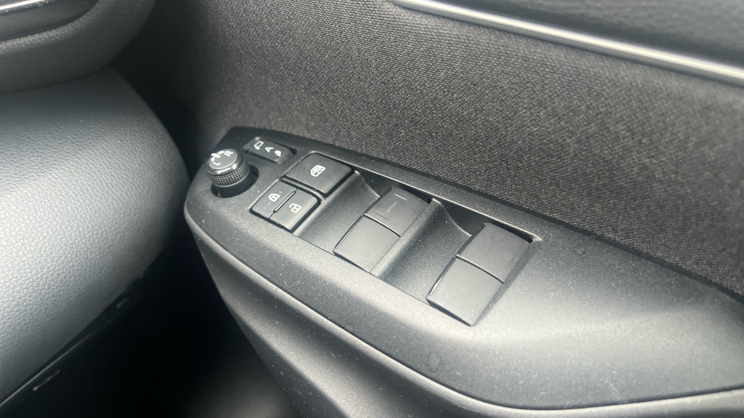 Used Mazda Mazda2 HYBRID 2022 for sale - 76647090: Photo 23