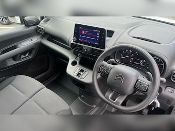 Used Citroen Berlingo 2024 for sale - 75312346: Photo