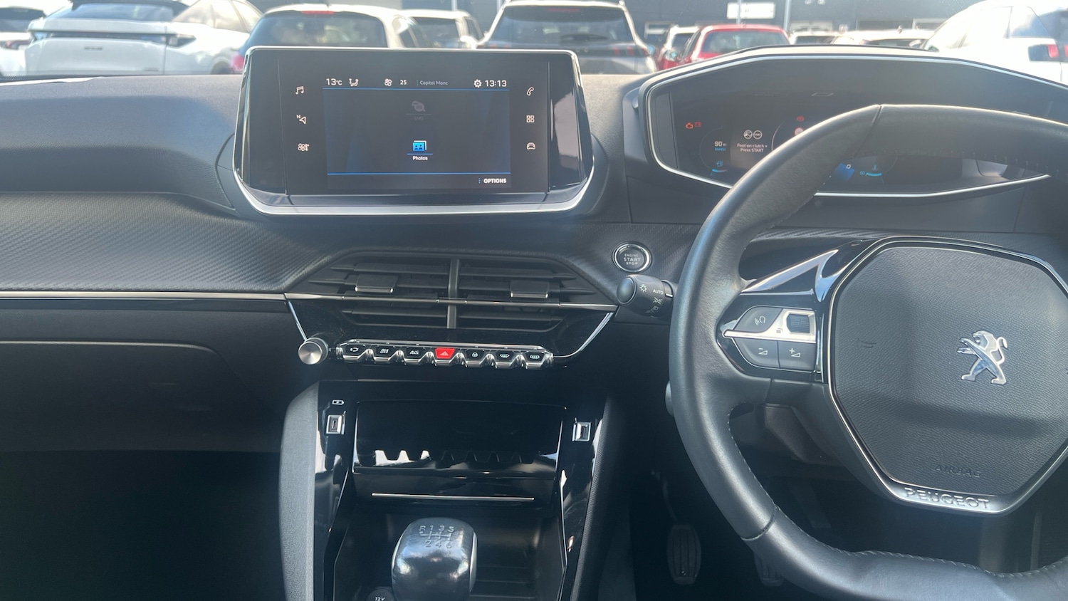 Used Peugeot 2008 2022 for sale - 76350352: Photo 10