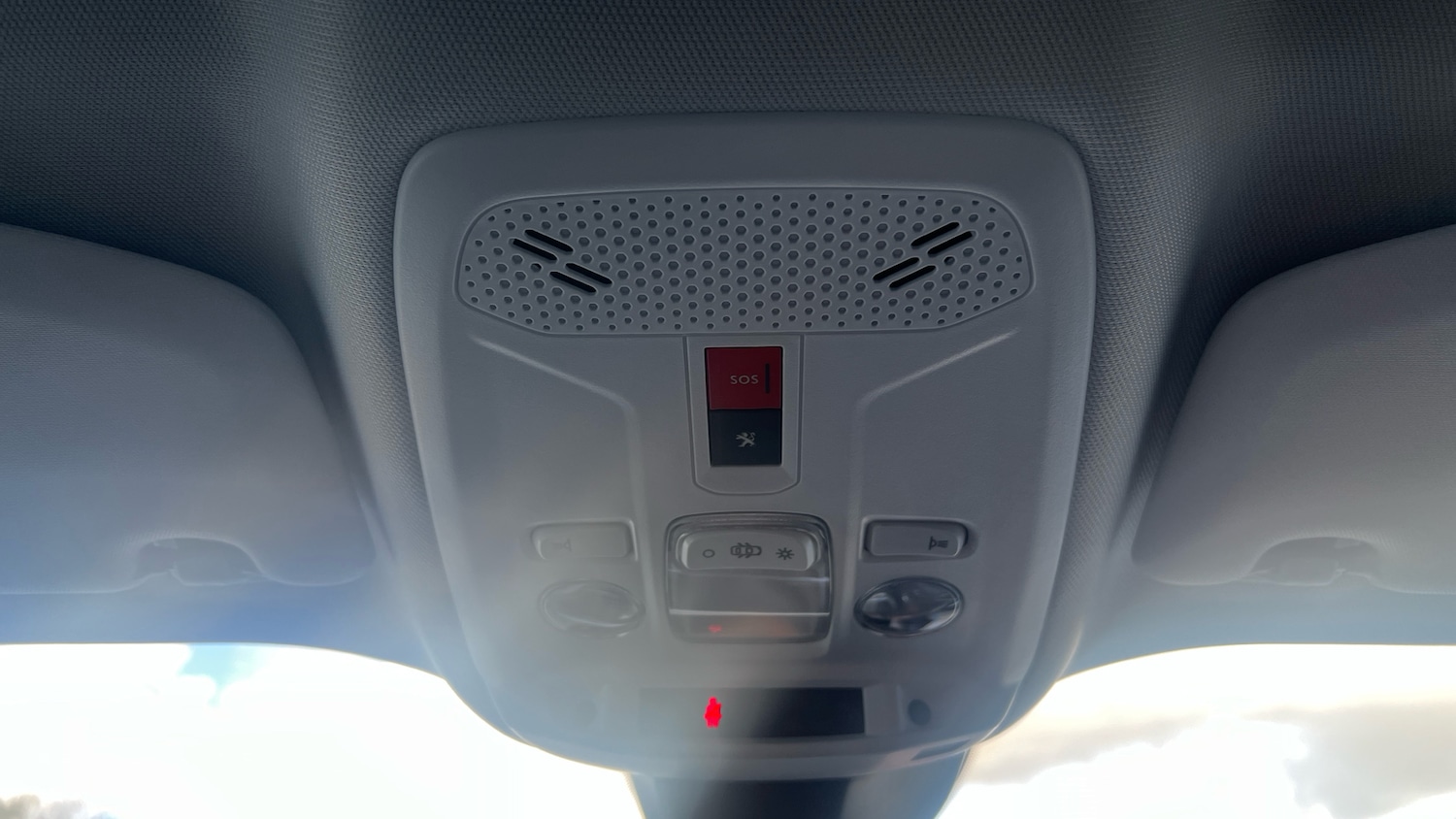 Used Peugeot 2008 2022 for sale - 76350352: Photo 36