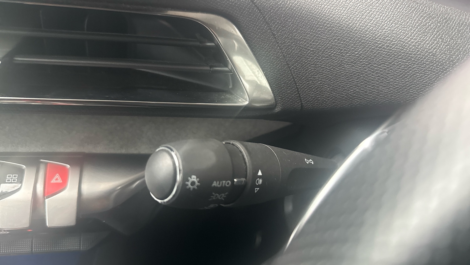 Used Peugeot 5008 2024 for sale - 77268741: Photo 28