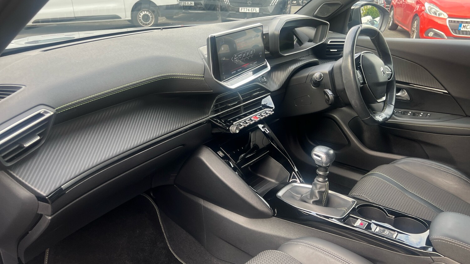Used Peugeot 2008 2020 for sale - 75811300: Photo 12