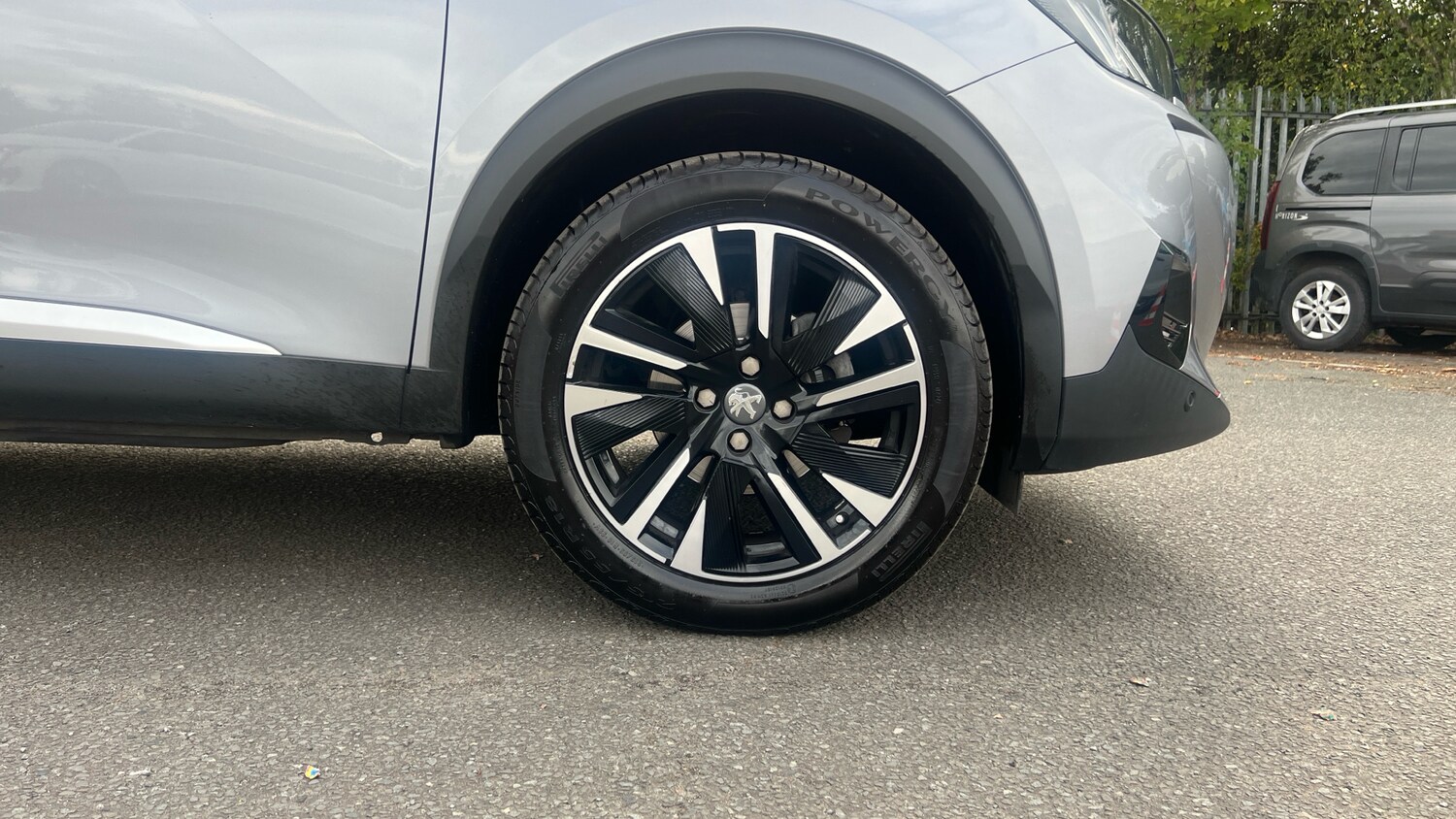 Used Peugeot 2008 2020 for sale - 75811300: Photo 17