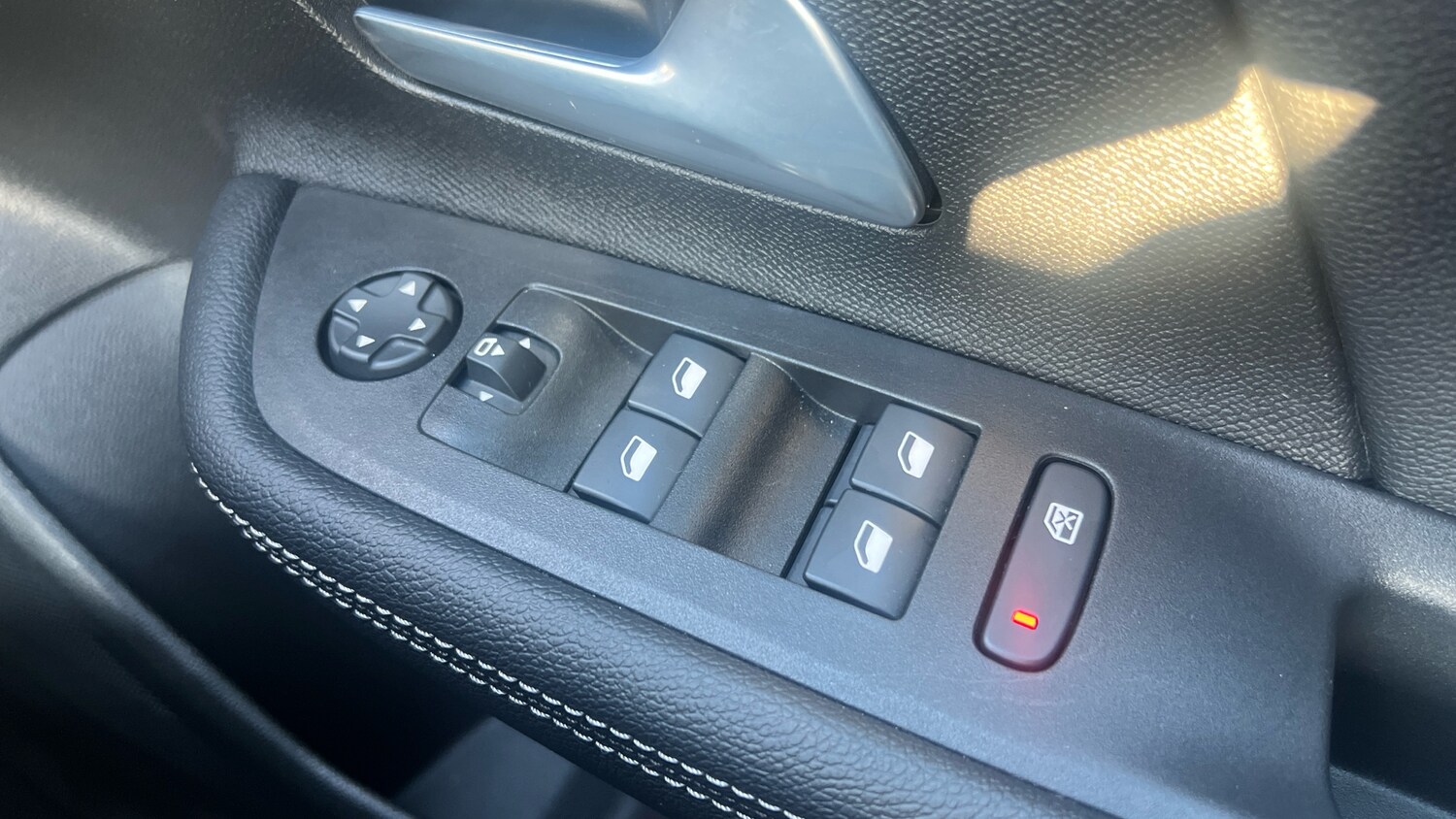 Used Vauxhall Mokka Electric 2025 for sale - 77785301: Photo 22