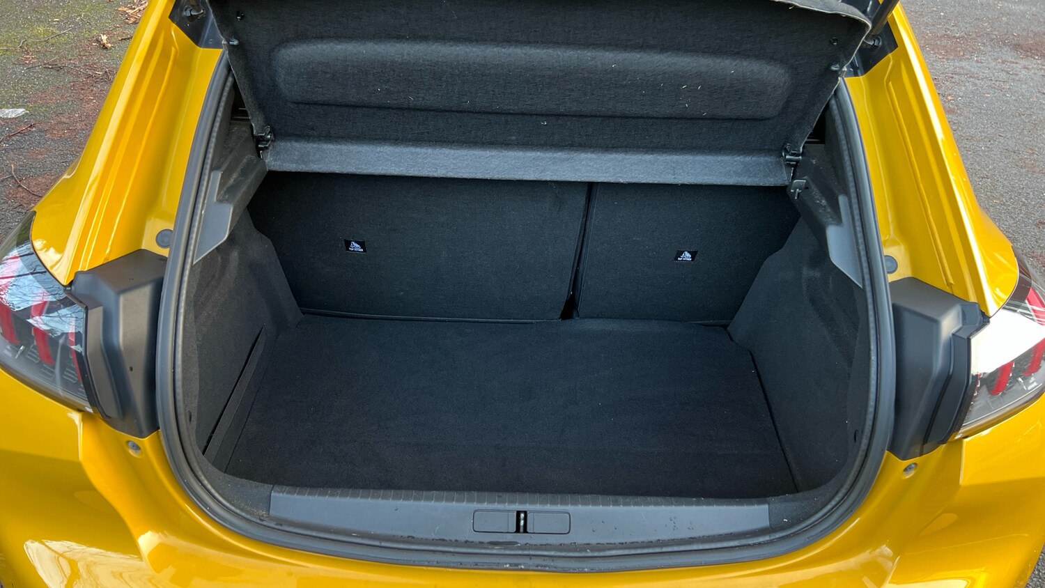 Used Peugeot 208 2022 for sale - 76647095: Photo 20