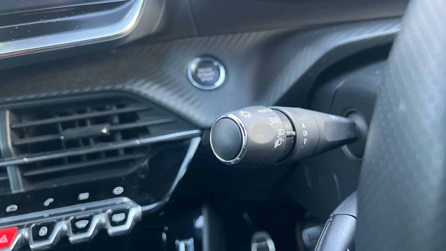 Used Peugeot 208 2022 for sale - 76647095: Photo 28