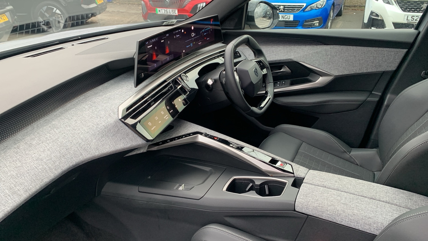 Used Peugeot 3008 2025 for sale - 76927452: Photo 13