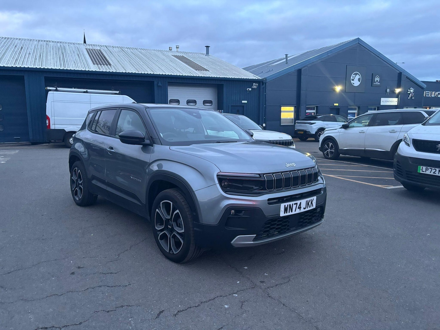 Used Jeep Other 2024 for sale - 77684984: Photo 2