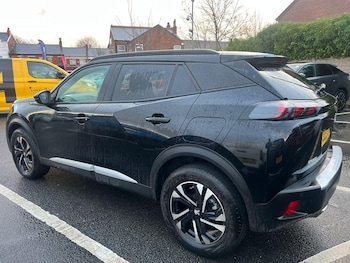 Used Peugeot 2008 2023 for sale - 77176151: Photo