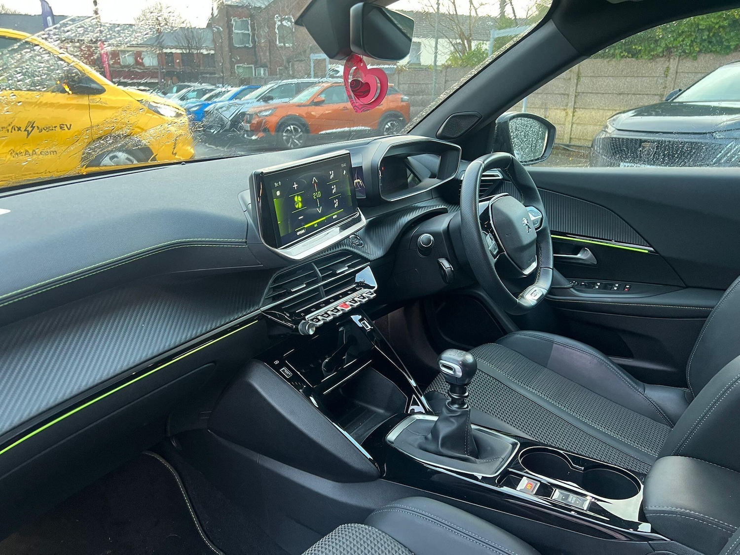 Used Peugeot 2008 2023 for sale - 77176151: Photo 5