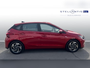 Used Hyundai i20 2023 for sale - 75811595: Photo