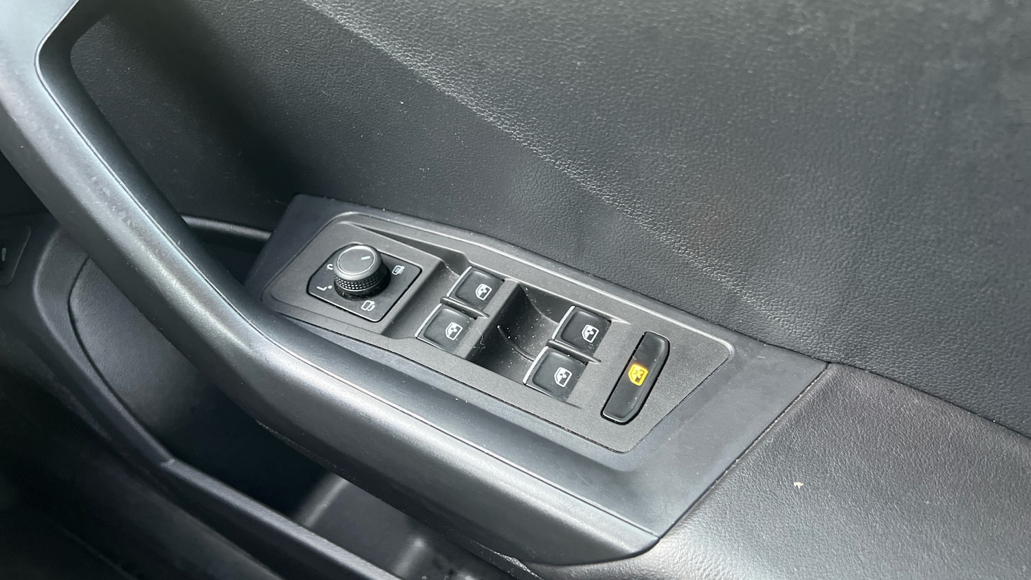 Used Volkswagen T-Roc 2019 for sale - 77192854: Photo 22