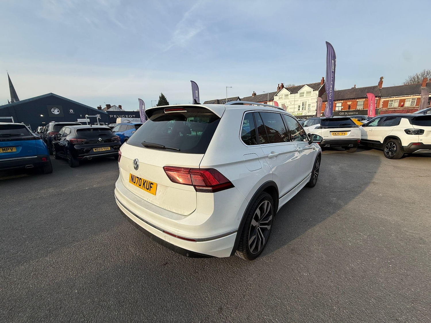 Used Volkswagen Tiguan 2020 for sale - 77971206: Photo 3