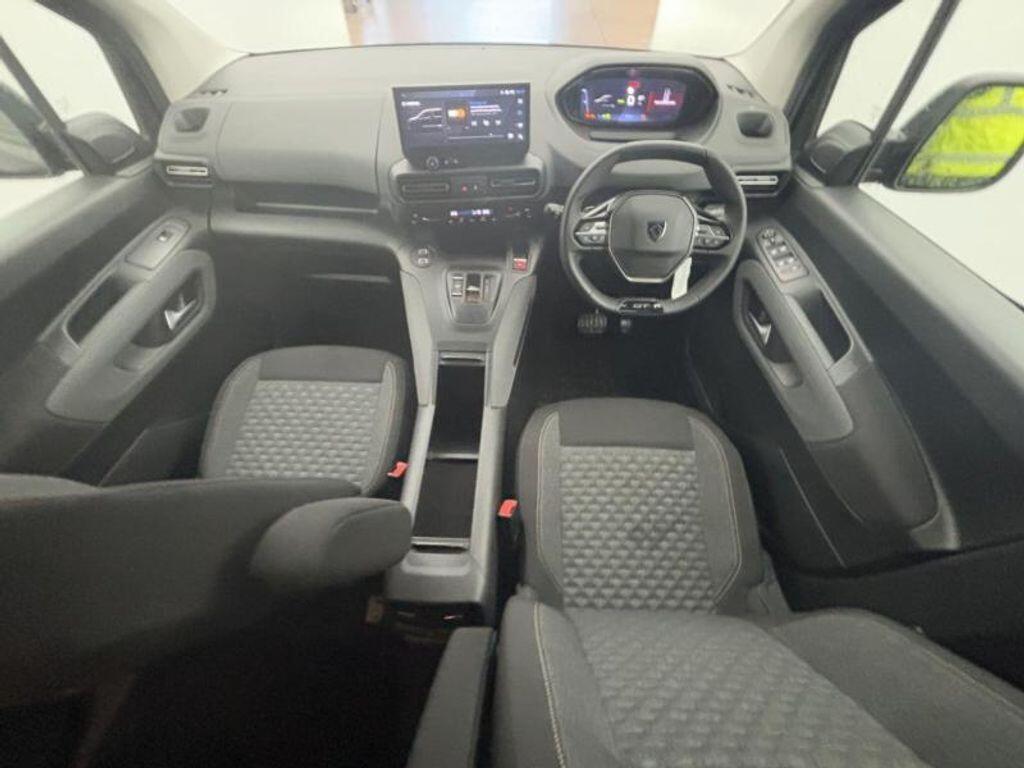 Used Peugeot Rifter 2025 for sale - 77176126: Photo 4