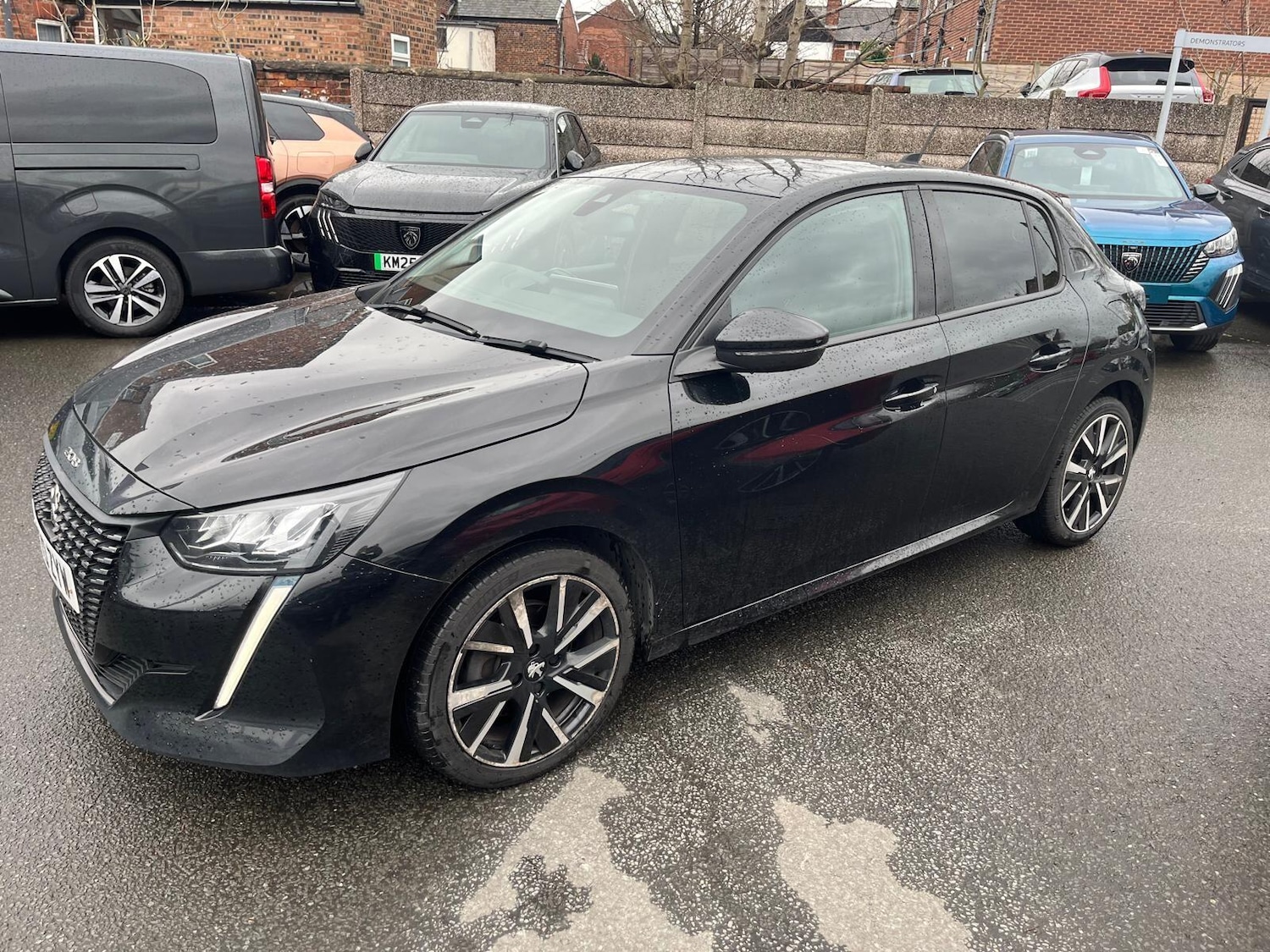 Used Peugeot 208 2021 for sale - 77785241: Photo 2