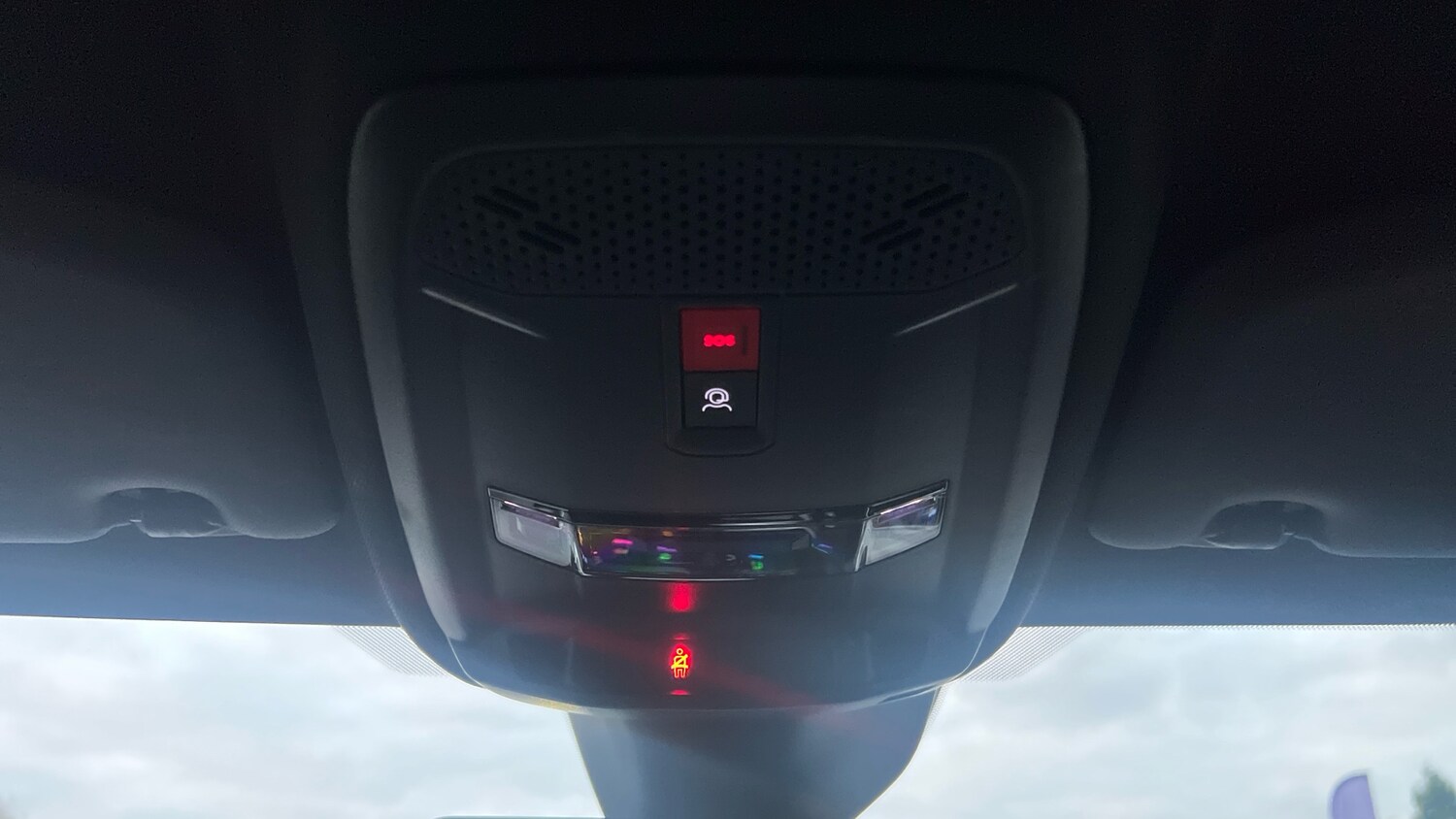 Used Peugeot 208 2024 for sale - 76296650: Photo 36