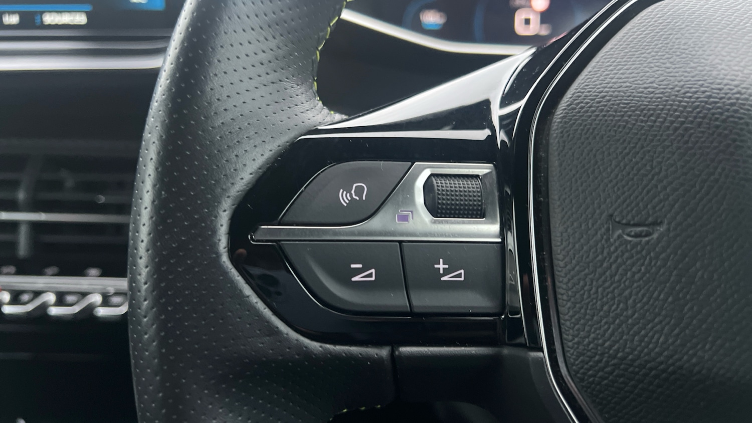 Used Peugeot 208 2022 for sale - 76998833: Photo 23