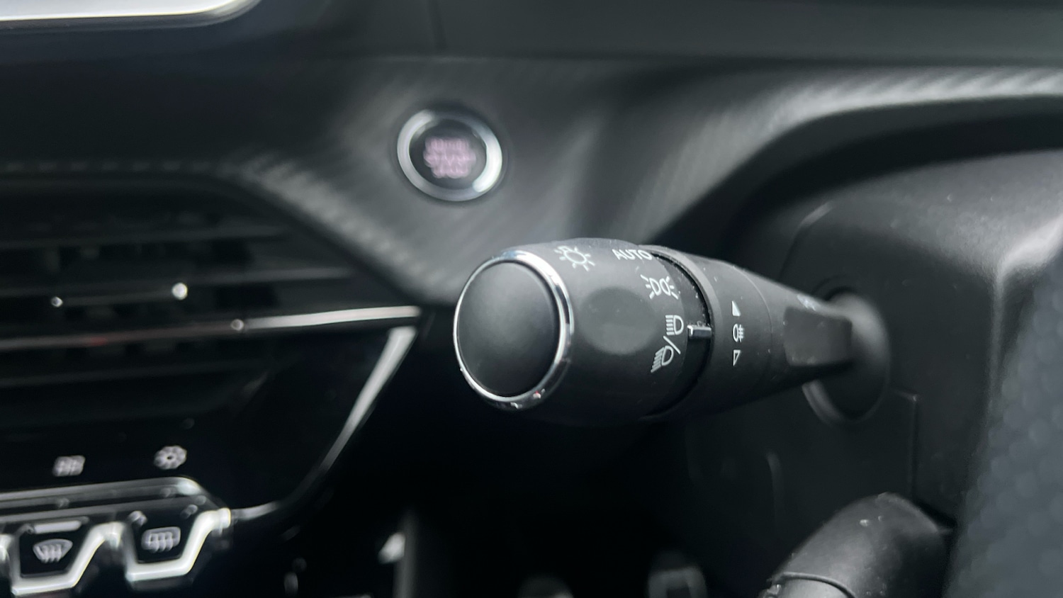 Used Peugeot 208 2022 for sale - 76998833: Photo 27