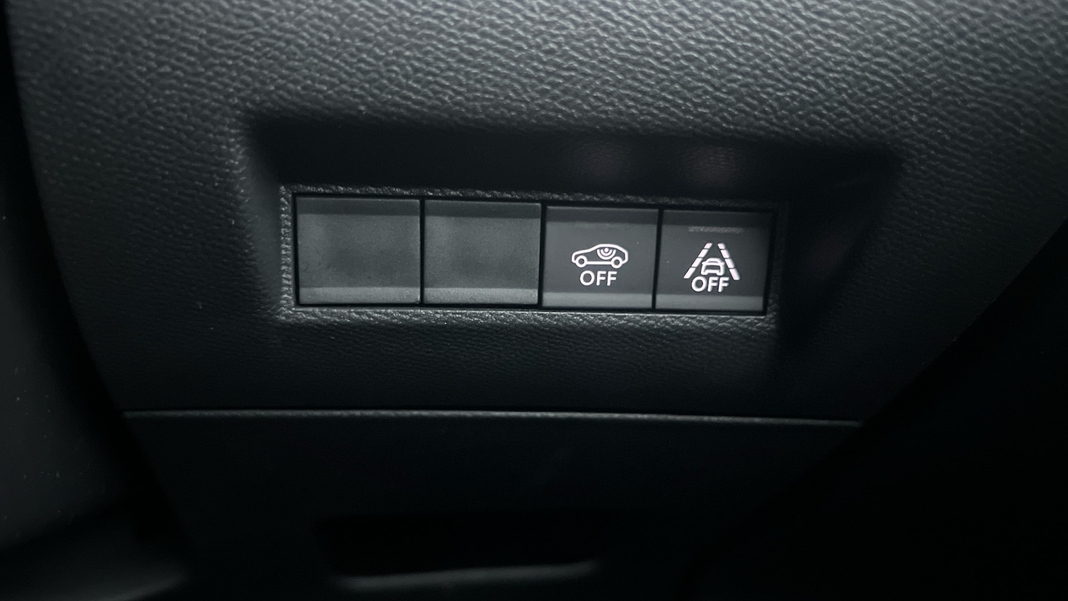 Used Peugeot 208 2022 for sale - 76998833: Photo 33