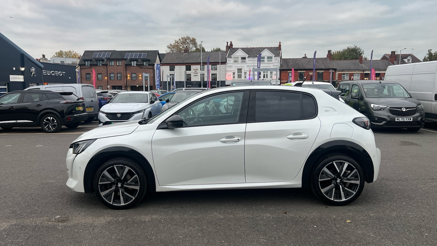 Used Peugeot 208 2022 for sale - 76998833: Photo 6