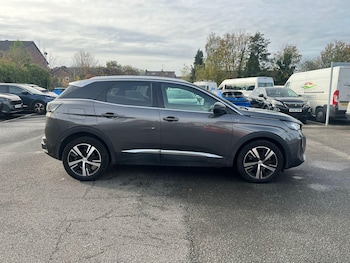 Used Peugeot 3008 2023 for sale - 76419723: Photo