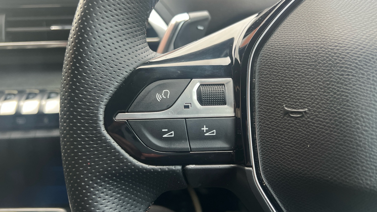 Used Peugeot 5008 2024 for sale - 77684971: Photo 23