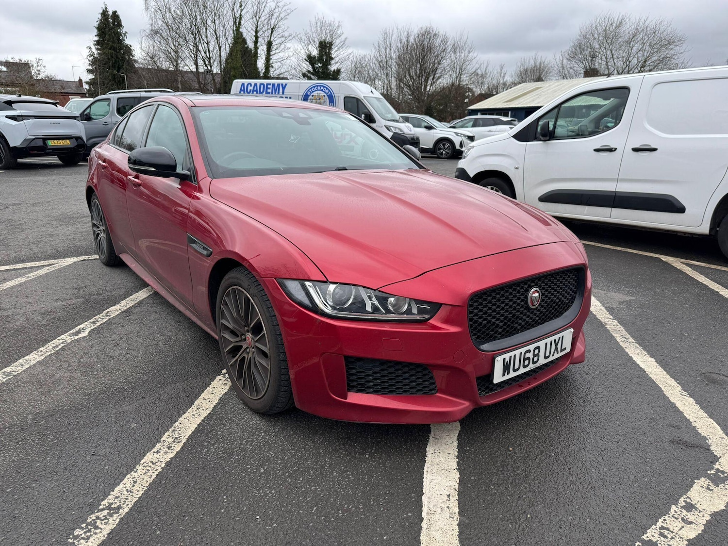 Used Jaguar XE 2018 for sale - 77785262: Photo 3