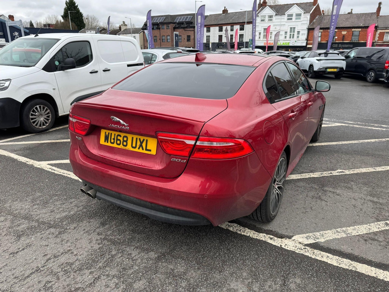 Used Jaguar XE 2018 for sale - 77785262: Photo 5