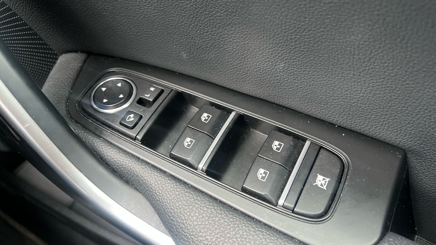 Used Kia XCeed 2023 for sale - 77102468: Photo 23